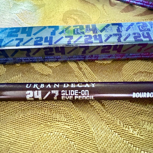 Urban Decay 24/7 Glide-On Eye Pencil in Bourbon brown waterproof NEW - Picture 3 of 12